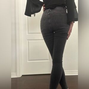 Good American size 26 worn black jeans